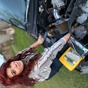 Meet your Posher, Abigail